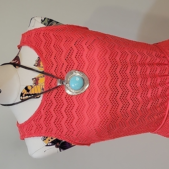 COVINGTON coral red mesh maxi dress. Ties at waist. Size is 6. - Picture 11 of 11
